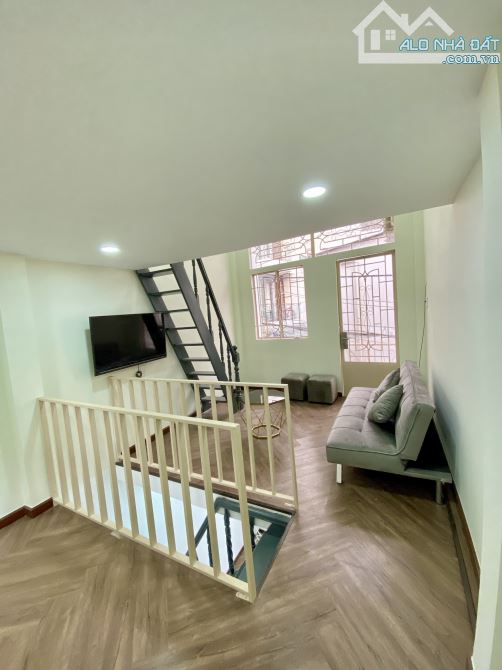 Bán Nhà Hẻm Nguyên Hồng P11 Bình Thạnh 20m2 Gần Mặt Tiền Giá 3 Tỷ - 5