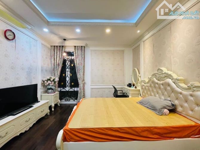 BÁN NHÀ PHỐ TRẦN ĐĂNG NINH_HÀ ĐÔNG_MẶT PHỐ Ở SƯỚNG_DÂN TRÍ CAO_PHÂN KHÚC HIẾM_GIÁ: 13 TỶ - 5