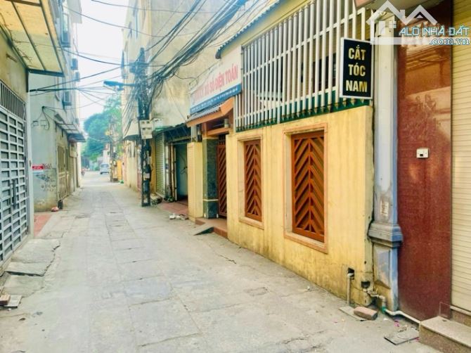 Bán Nhà : tả thanh oai , diện tích 105 m , 4 tầng