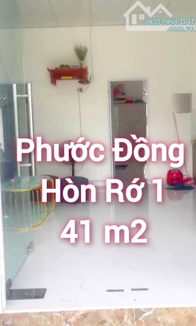 Bán nhà Hòn Rớ 1, Phước Đồng, Nha Trang có 2 đường mặt tiền trước sau rộng 10m.   - Gần kh