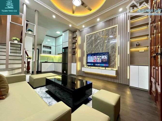 KIỆT TÁC TAM TRINH, LÔ GÓC THOÁNG SÁNG, Ô TÔ ĐỖ CỔNG, TK HIỆN ĐẠI, 33/35M, 4.3 TỶ