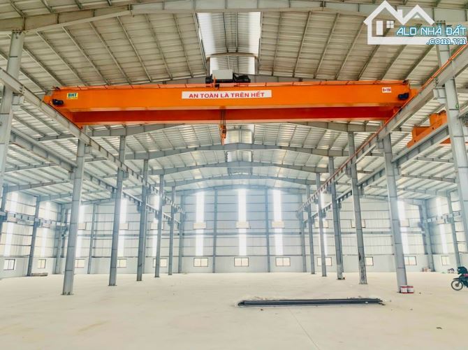 Cần cho thuê nhà xưởng 700m2 độc lập đường Phượng Bãi, Biên Giang, Hà Đông.