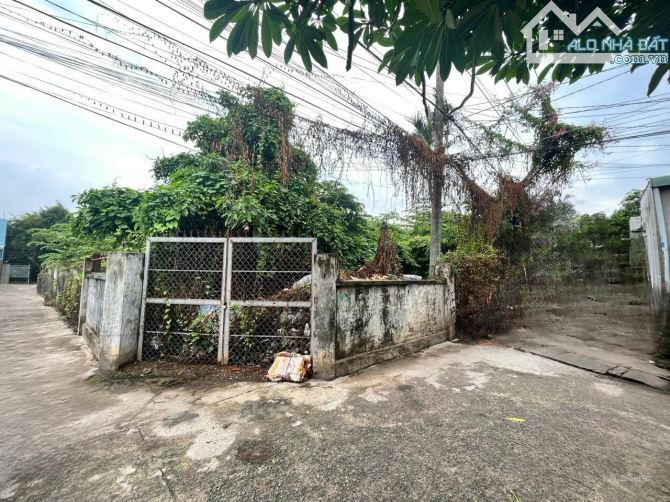Bán đất sào phường Bửu Long. DT 26 x34m co 300m thổ cư.Gần bờ kè, Giá 32 tỷ.