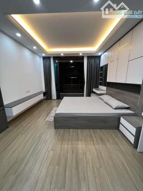 SIÊU PHẨM P/LÔ - Ô TÔ - KINH DOANH GẦN HỒ ĐỀN LỪ, DT 60m x 6T, MT 4.3m, NHỈNH 15 tỷ - 1