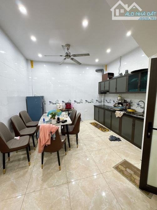 Cần Gấp Bán Nhà Việt Hưng, Long Biên, Lô Góc thoáng, Gần Ô Tô, 5T, 44m2 chỉ 7,35 tỷ - 2