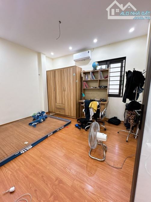 Cần Gấp Bán Nhà Việt Hưng, Long Biên, Lô Góc thoáng, Gần Ô Tô, 5T, 44m2 chỉ 7,35 tỷ - 3