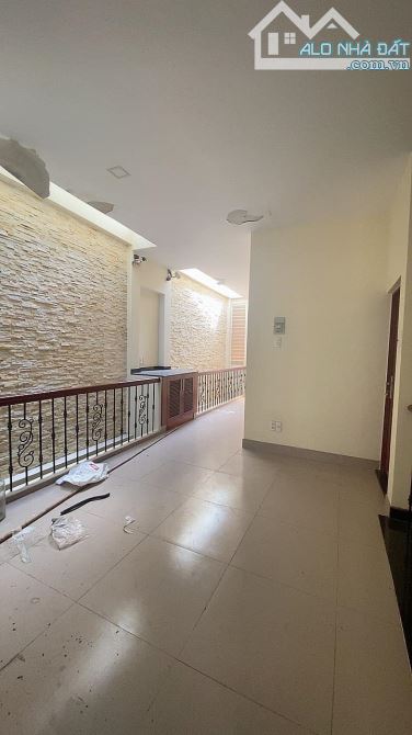 GIẢM 5TỶ BÁN GẤP NHÀ BẦU BÀNG HẺM 8M GẦN CỘNG HOÀ 7.2X26, 3TẦNG. GIÁ ĐẦU TƯ - 3