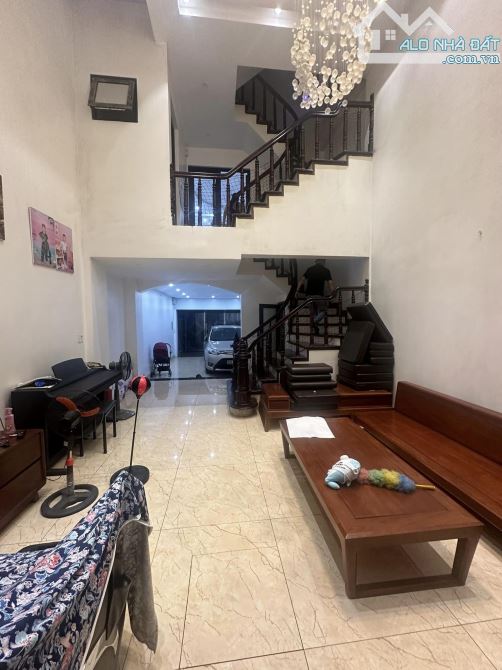 BÁN NHÀ 2 THOÁNG TRƯỚC SAU 17 TỶ 90m 6 TẦNG MT 5m GARA Ô TÔ 7 CHỖ LẠC LONG QUÂN CẦU GIẤY - 3