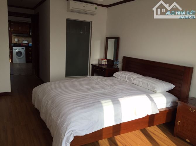 Cho thuê CHDV 1k1n 55m2 Lý Nam Đế, Gần Trần Phú, full đồ, ban công, thang máy, giá 10triệu - 5