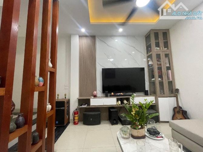 Bán nhà Bác Sỹ Nam Cổ Linh, 43m2, 4 Tầng, 5 tỷ