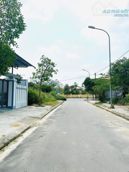 Bán đất MT Tống Phước Trị. Cách chợ Tứ Hạ 30 mét