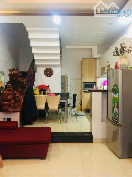 Bán Nhà hẻm Nguyễn Thiện Thuật - Khu Phố Tây, TP Nha trang DT 82 m2, giá 5 tỷ 100 triệu