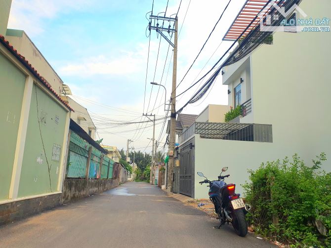 Bán đất Mặt Tiền hẻm 43K đường  số 160 , Tăng Nhơn Phú A, Q9 - DT: 83m2 - 1