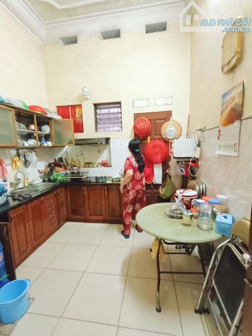 Bán Nhà Mặt Phố Nguyễn Trãi Thanh Xuân 50m Kinh Doanh - 1