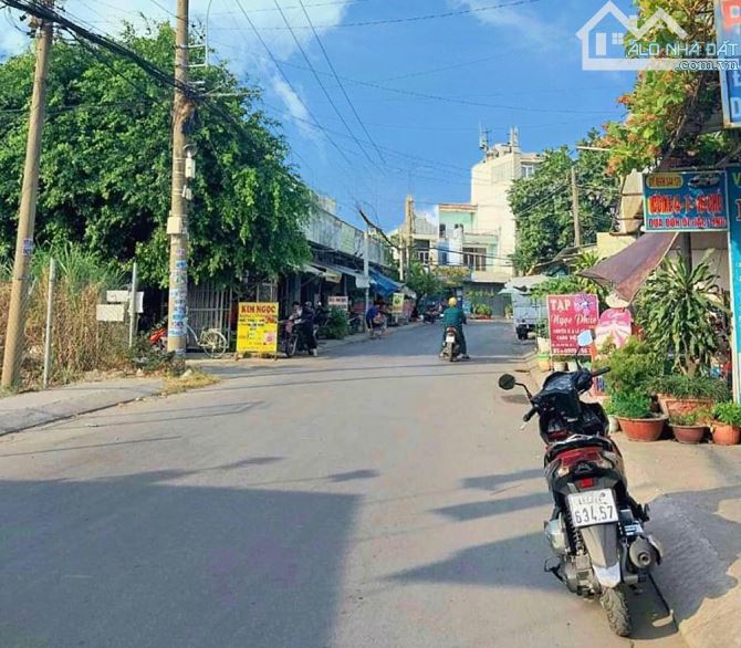 Bán 128m2 đất thổ cư 100% ngay đường DT769, đoạn gần QL51, sân bay Long Thành. Giá 800 tri - 1