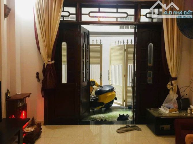 Bán Nhà hẻm Nguyễn Thiện Thuật - Khu Phố Tây, TP Nha trang DT 82 m2, giá 5 tỷ 100 triệu - 1
