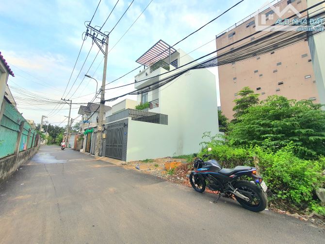 Bán đất Mặt Tiền hẻm 43K đường  số 160 , Tăng Nhơn Phú A, Q9 - DT: 83m2 - 2