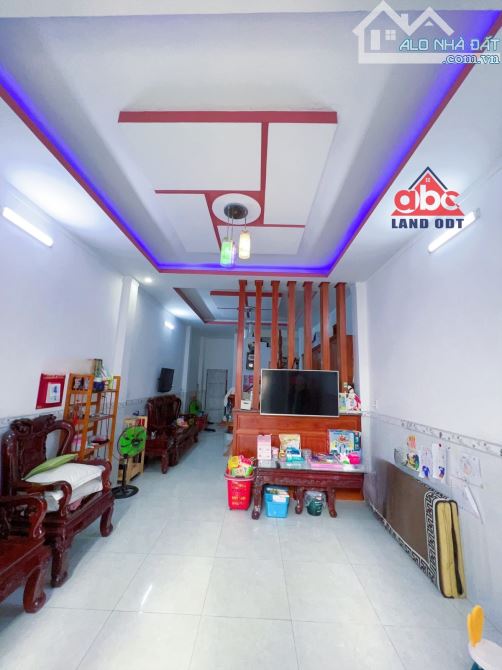 Bán nhà 1 trệt 2 lầu 2 mặt tiền Nguyễn Ái Quốc, Tân Hiệp, Biên Hòa, 109m2, giá 10.9 tỷ - 2