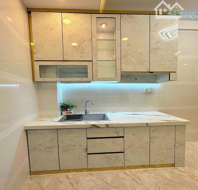 Nhà nhỏ xinh Đặng Nguyên Cẩn 15m2, 2 tầng BTCT vài bước ra mặt tiền - 2