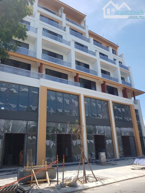 GIỚI THIỆU SIÊU PHẨM 5 TẦNG MẶT TIỀN ĐƯỜNG TRẦN HƯNG ĐẠO - ĐA DẠNG LOẠI HÌNH KINH DOANH - 2