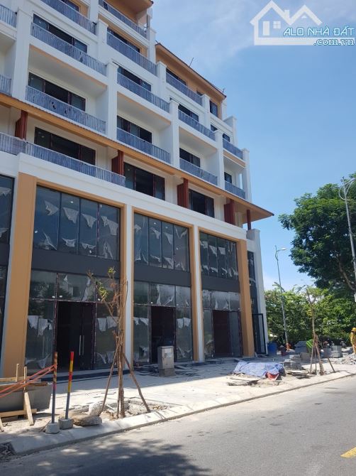 GIỚI THIỆU SIÊU PHẨM 5 TẦNG MẶT TIỀN ĐƯỜNG TRẦN HƯNG ĐẠO - ĐA DẠNG LOẠI HÌNH KINH DOANH - 3