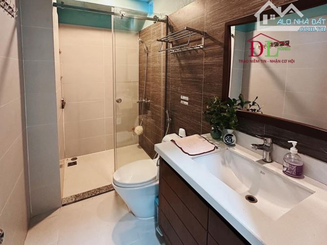 Bán biệt thự mặt tiền đường Yên Thế P10 Đà Lạt , khu biệt thự sang trọng view thông xanh . - 6