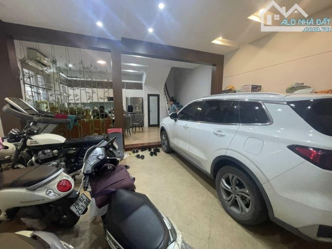 BÁN NHÀ LÔ GÓC 26 TỶ 75m 5 TẦNG MT 10m VỈA HÈ Ô TÔ TRÁNH KINH DOANH ĐƯỜNG BƯỞI BA ĐÌNH - 2