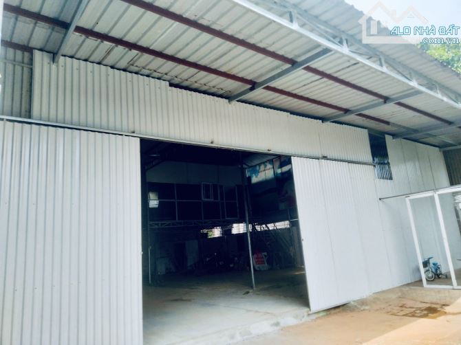 Cho thuê 350m2 tại Nguyên Khê, giá chỉ 10tr sẵn VP - 2