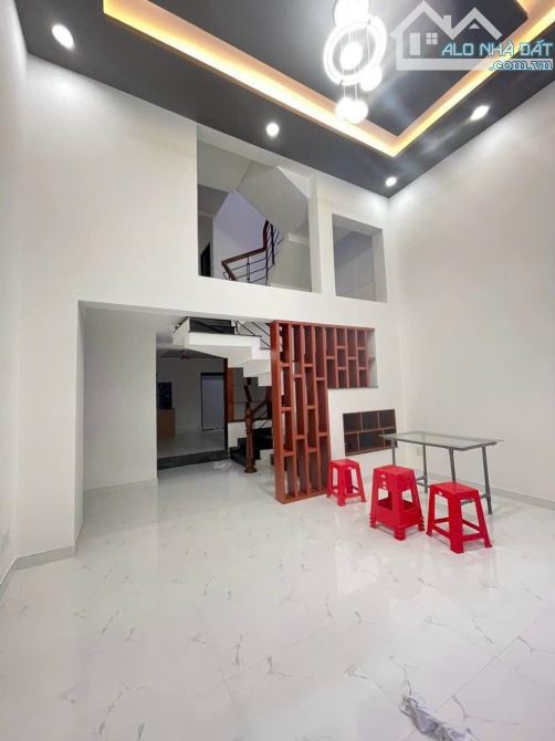 Nhà Bán Gấp Q12 Sát Gò Vấp- 65M2 ( 5 x 13) - 3 Tầng - Hẻm Xe Tải Thông Chỉ Hơn 4tỷ. - 3