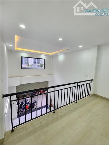 🏡 ĐƯỜNG 4m - 5 Tầng - Quang Trung P10 - - 5