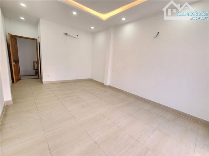 🏡 ĐƯỜNG 4m - 5 Tầng - Quang Trung P10 - - 7