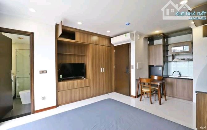 Cho thuê 2n1k 70m2 Nam Tràng Đảo Ngọc Ngũ Xá, có Ban Công view đẹp, thang máy giá 16 triệu - 8