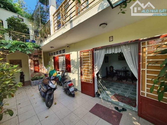 BÁN BIỆT THỰ 210M2 ĐƯỜNG ĐỒNG NAI PHƯỜNG 15 QUẬN 10