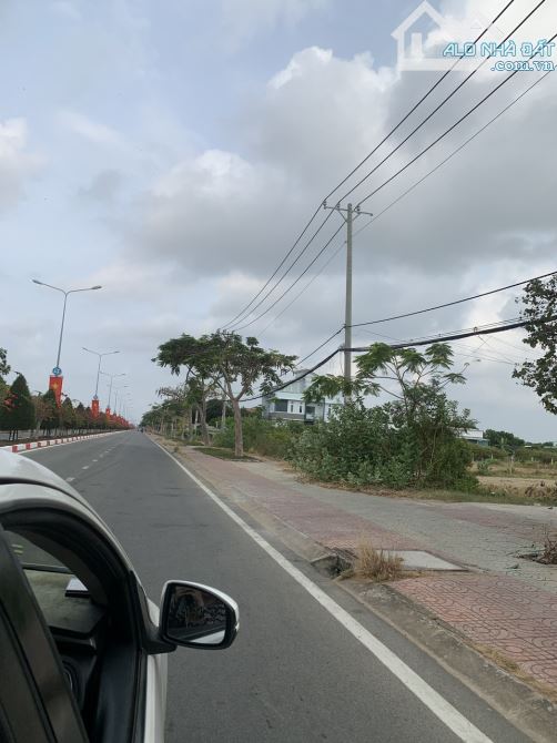 Đất hẽm xe hơi Lương Văn Nho, Cần Thạnh, diện tích 2195.6m2, quy hoạch đất ở, giá 17.5 tỷ
