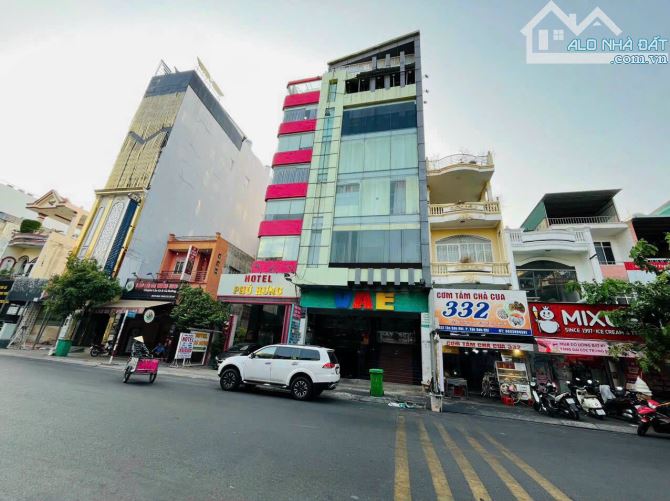 45 Tỷ _ Tòa nhà 8 Tầng (199m2) MT Tân Sơn Nhì Tân Phú, DT: 8.1x20m nở hậu, HDT: 150 Triệu