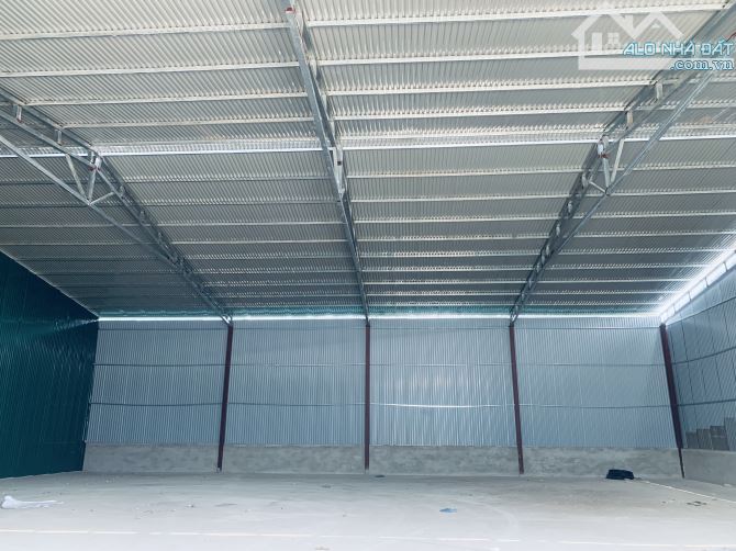 Cho thuê 300m2 kho đường Cầu Lớn, Nam Hồng - 1