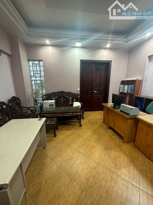 PHỐ MỄ TRÌ  90 M2 MT5 GIÁ 23 TỶ,  VỈA HÈ, KINH DOANH - 1