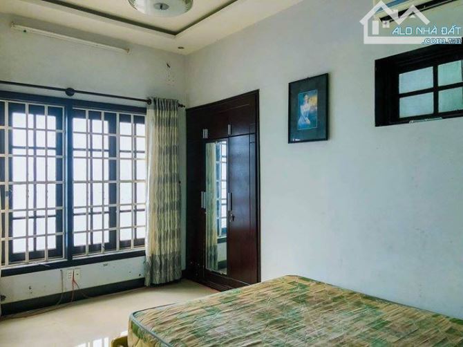 Bán nhà PL ngõ 283 Đội Cấn, Ba Đình, DT 84m, MT 6m, ô tô tránh, giá 18.9 tỷ - 2