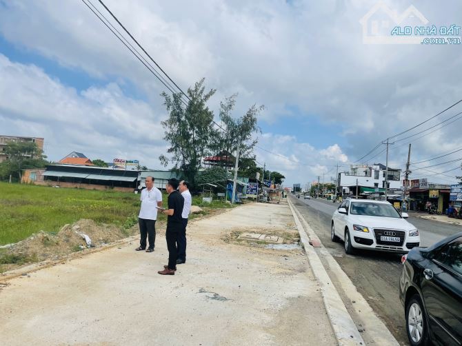 LÔ ĐẤT 2 MẶT TIỀN BIỂN HỒ TRÀM, PHỦ HỒNG THỔ CƯ, LIỀN KỀ TRƯỜNG ĐƯA NGỰA QUỐC TẾ 168HA - 2