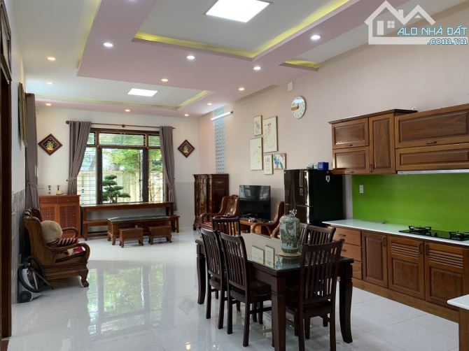 ⭐️⭐️⭐️Cho thuê biệt thự sân vườn 200m2 Đường Đoàn Khuê, Nam Việt Á GĐ1, gần Sông - 2