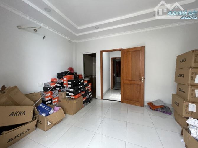 bán nhà bình tân dưới 4 tỷ .HẺM XE TẢI.MỚI ĐẸP.TĂNG TOÀN BỘ NỘI THẤT.GIÁ CHỈ 4.X TỶ - 2
