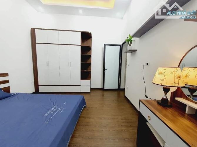 Cần bán nhà ngõ Tây Sơn 30m2 X5 Tầng nhà đẹp ở ngay nhỉnh 5 tỷ. - 3