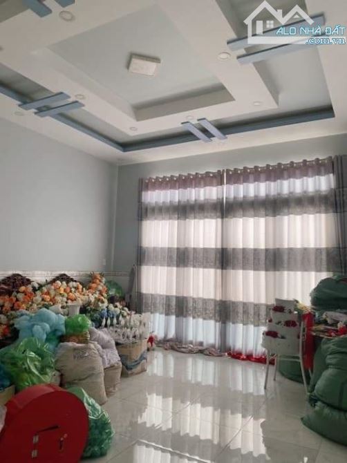 Mặt tiền kinh doanh Nguyễn Bình Nhà 2 tầng 155m2 ngang 5m 4 phòng ngủ 9.7 tỷ - 3