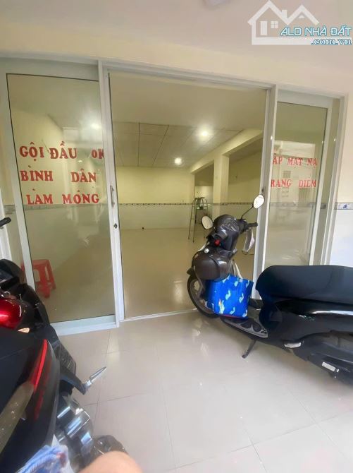 Np288 BÁN NHÀ MẶT TIỀN KINH DOANH CHỢ  📌Vị trí: Nguyễn Ái Quốc 1 nhịp 30m, mặt tiền chợ T - 6