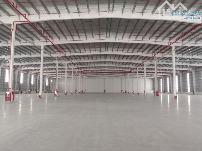 Bán kho xưởng 8000m2 trong KCN Bến Lức, Long An