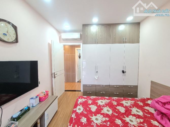 Bán nhà : Tả Thanh Oai , diện tích 130 m