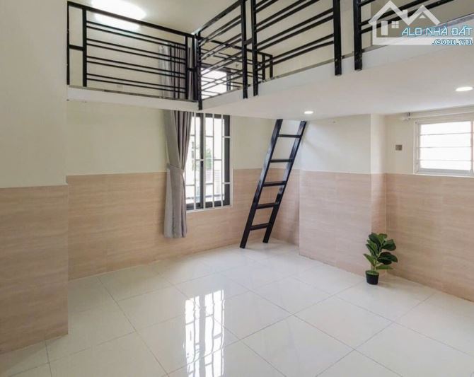 Căn DUPLEX cửa sổ - rộng, thoáng - gần LOTTE, đại học RMIT, TDT - quận 7