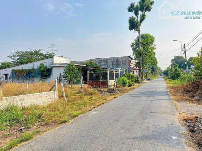 Cần bán gấp lô đất gần chợ Việt Kiều, Tân Thông Hội 10m x 28m  chỉ 700tr - 1