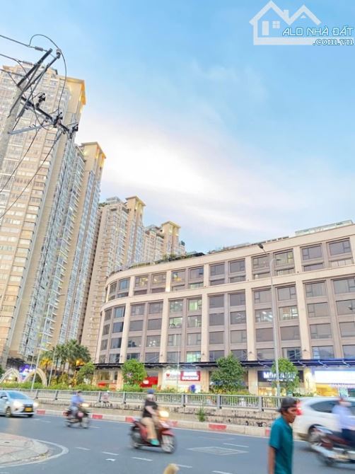 CHDV Mới Toanh Sau lưng Pearl Plaza - 7 Phòng Nội Thất Cao Cấp. - 1