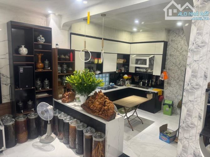 BÁN NHÀ LÔ GÓC BÙI XƯƠNG TRẠCH, 52M2, 4 TẦNG, MT 5M - 1